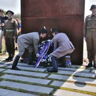 Památník operace  Anthropoid - pokládání věnce