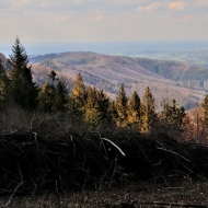 Beskydy - výhled cestou z Ropičky na Ropici