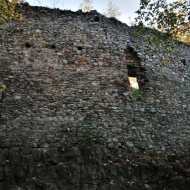 Zřícenina hradu Valdek v Brdech