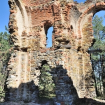 Břístevská hůra - zřícenina kaple