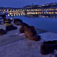 budapest-boty-na-brehu-dunaje_04