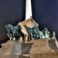 budapest-hosok-tere_06