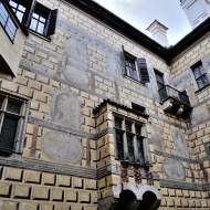 III. a IV. zámecké nádvoří zámku Český Krumlov