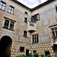 III. a IV. zámecké nádvoří zámku Český Krumlov