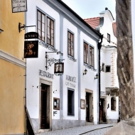 Historické centrum Českého Krumlova bez lidí