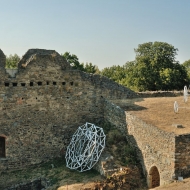 Hrad a zámek Klenová a expozice moderního "umění"