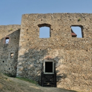 Hrad a zámek Klenová