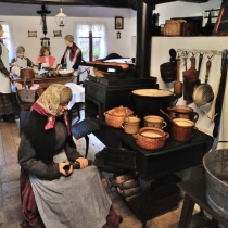 Polabské národopisné muzeum nebo též Skanzen Přerov nad Labem