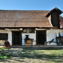 Polabské národopisné muzeum nebo též Skanzen Přerov nad Labem