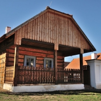Polabské národopisné muzeum nebo též Skanzen Přerov nad Labem