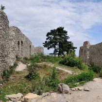zřícenina hradu Starý Jičín