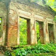 Terčino údolí - zřícenina Modrého domu