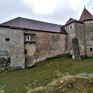 Terčino údolí - tvrz Cuknštejn