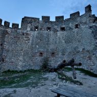 Pálava - zřícenina hradu Děvičky